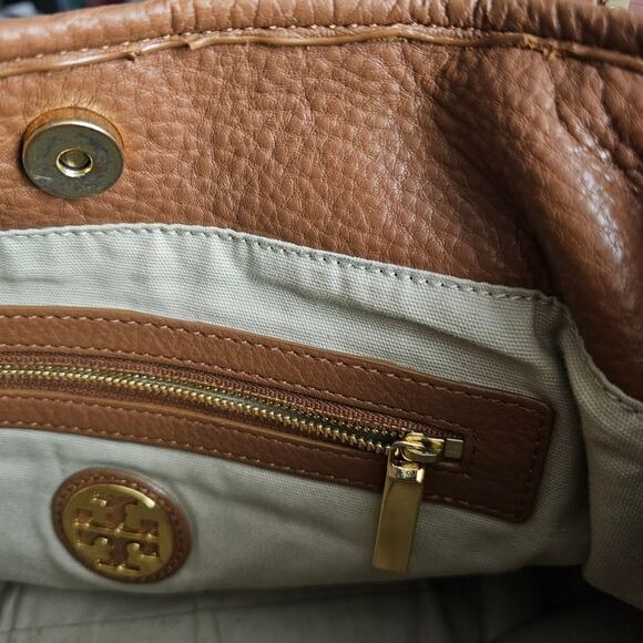 Tory‎ Burch Tan Leather Amanda Hobo Bag - Picture 7 of 10